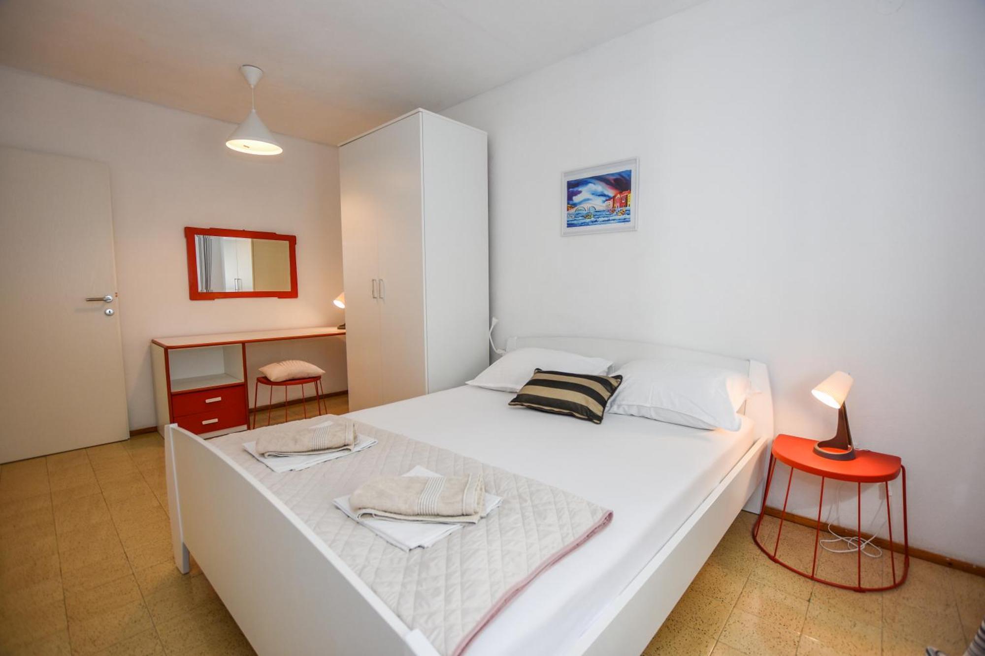 Movo House Pag Town